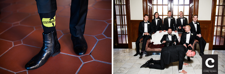 funny groomsmen pose
