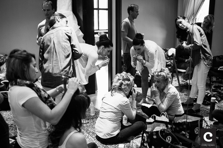 photojournalistic wedding photography