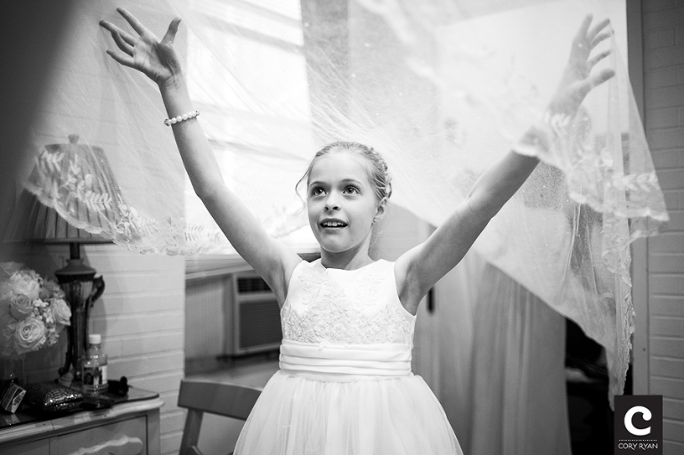 flower girl with veil