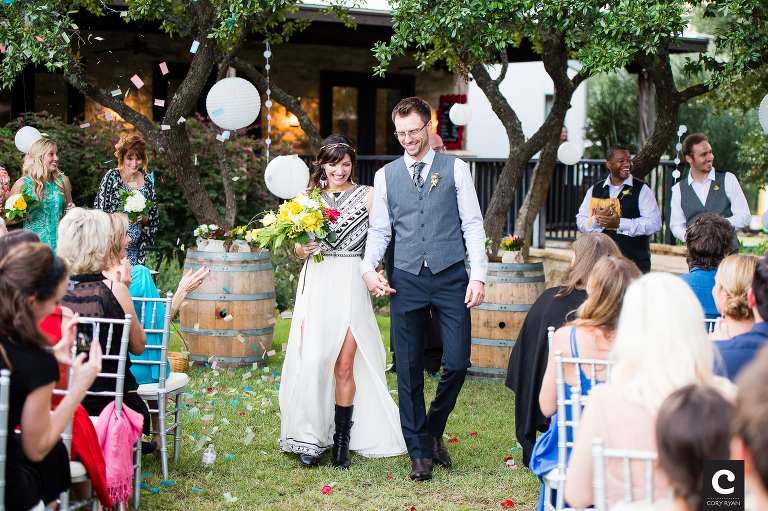 confetti popper wedding exit