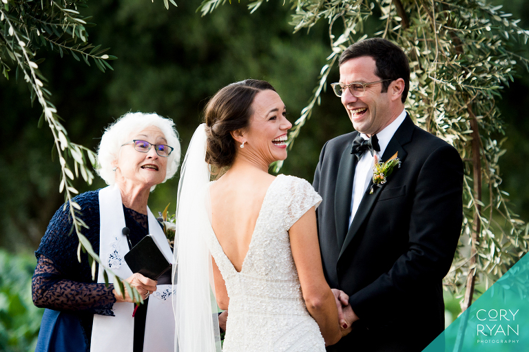 candid wedding photos
