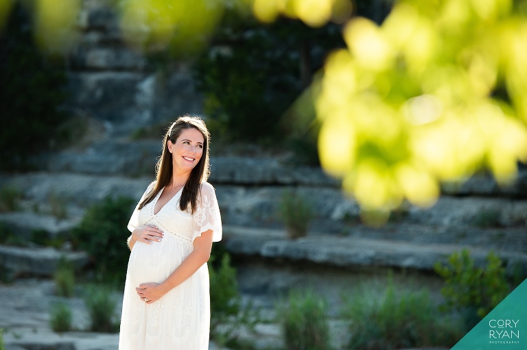 maternity photo poses