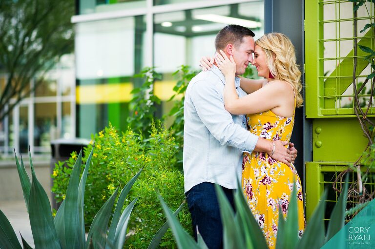 what to wear for engagement photos